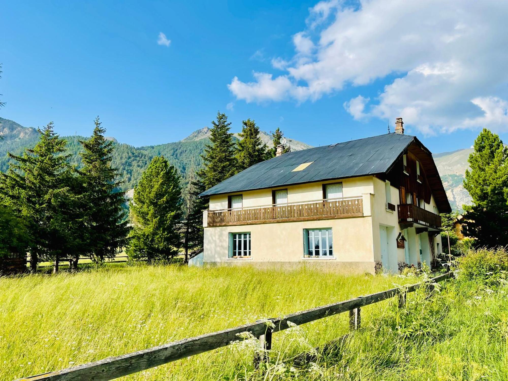 Gite Montagne 1 A 25 Places "Chalet Coste Belle" Ceillac Bagian luar foto